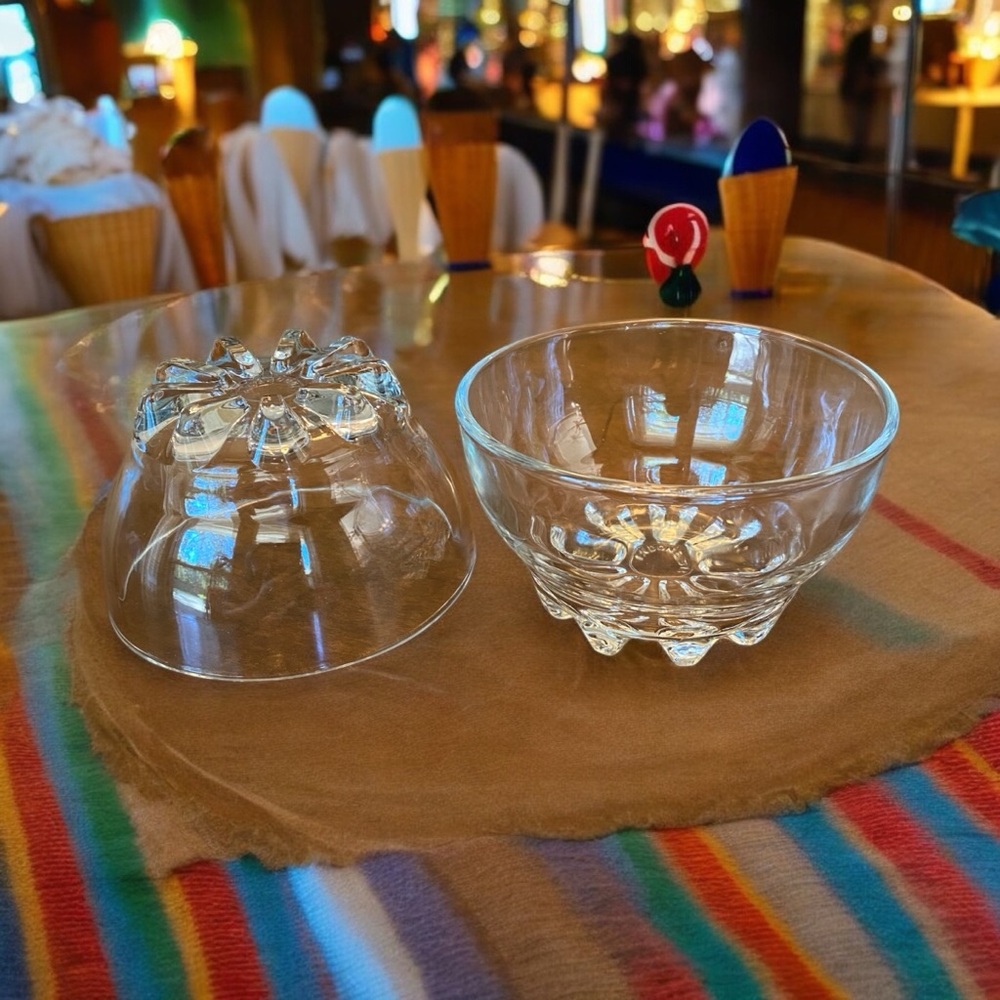 Vintage Bormioli Rocco Galassia Glass Ice Cream Dessert Bowls - Set of 2